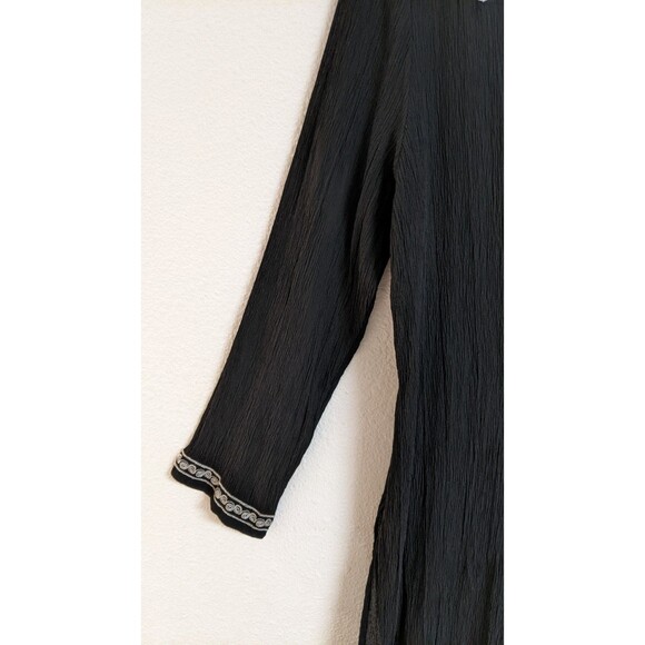 CHICO'S Women's Black Silk Embroidered Deep-V Cover-Up Beach Cruise 10/12 - Picture 4 of 11